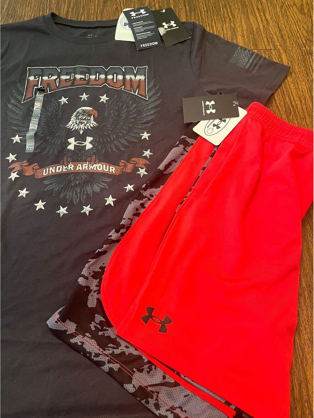 Under Armour Boys Freedom T-Shirt & 2-in-1 Shorts Set Youth XL NWT